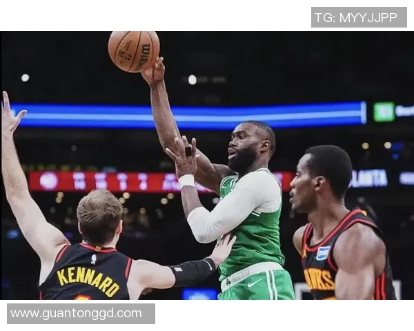 杰伦·布朗谈失利：我们没有发挥出应有的水准 我个人也是