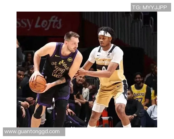 湖人错失亨特和埃利斯，终于迎来新机会！一位防守悍将或将助力东契奇