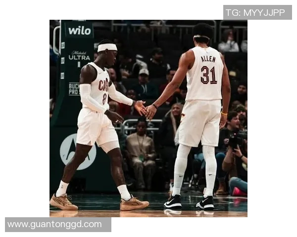 3大主力缺阵！骑士2分惜败雄鹿，谁发挥失常，数据不会说谎